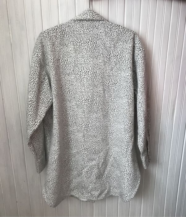Koszula,wierzchnia,biała rozmiar S,M Reserved stan nowa bez metki