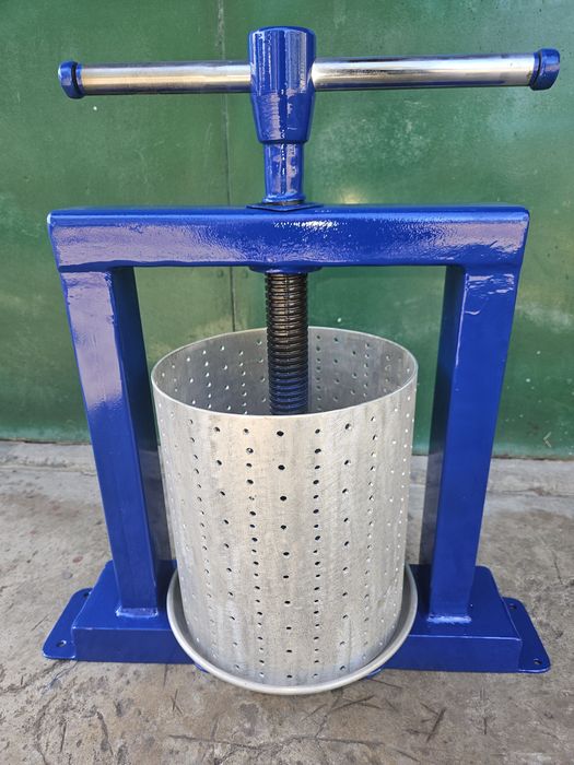 Мощный прес для сока...