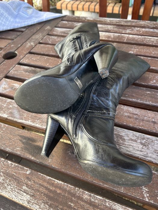 Botas pretas da Salsa