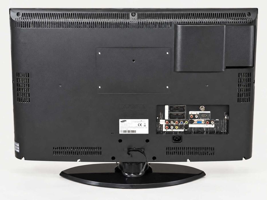 TV Samsung LCD 27"