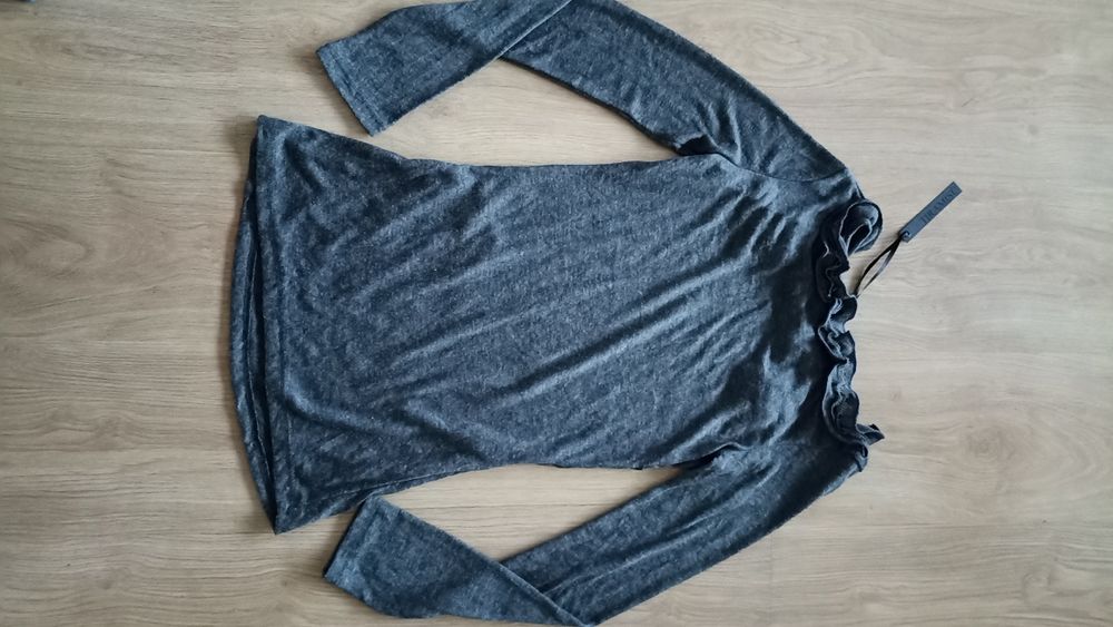 Nowy cienki sweterek ciążowy Tiramisu rozmiar M