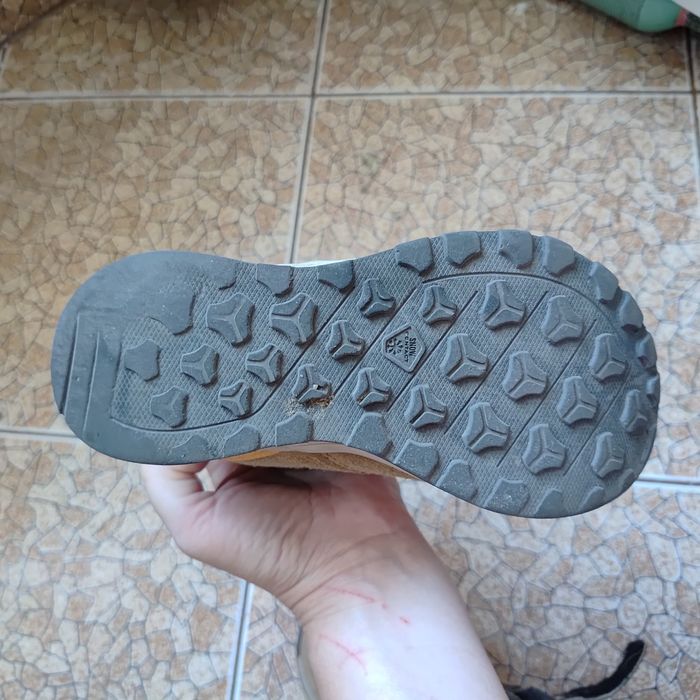 Buty zimowe Quechua. 27
