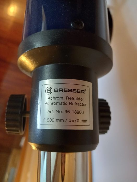 Telescópio com livro e acessórios