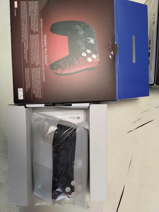 Vendo 2 DualSense Ps5 originais novos para colecionadores