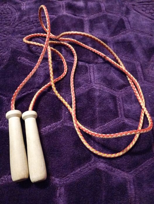 Dłuższa mocna skakanka