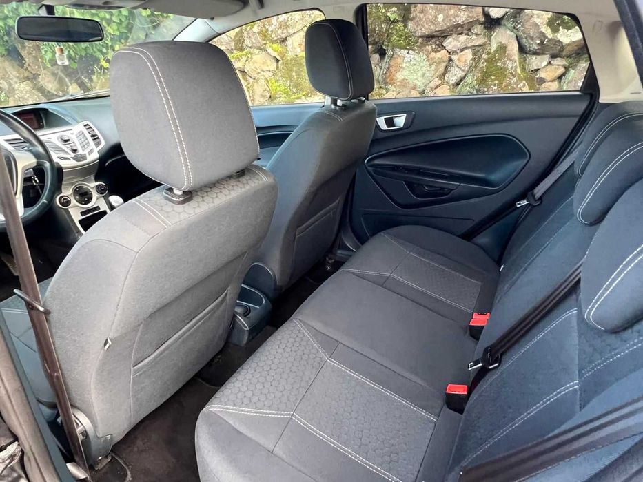 Ford Fiesta 1.4 tdci - 2011 - Full Extras