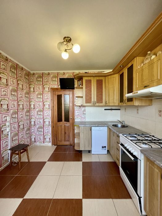 Квартира з автономкою на Малікова