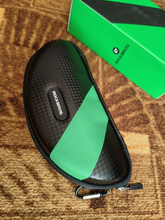 Rockbros Pokrowiec Etui na Okulary Sportowe Karabińczyk dł.18cm sz.9cm
