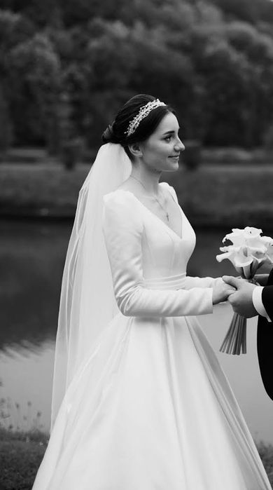 Весільна сукня