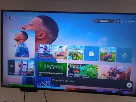 Xbox One Czarny +7 gier