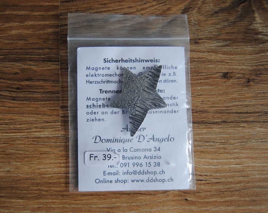 Брошка швейцарія посріблена / брошь