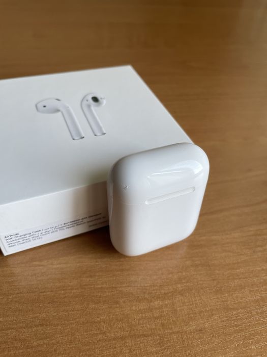 Навушники Apple AirPods