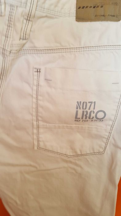 krótkie spodenki z białego  dżinsu rozmiar 54