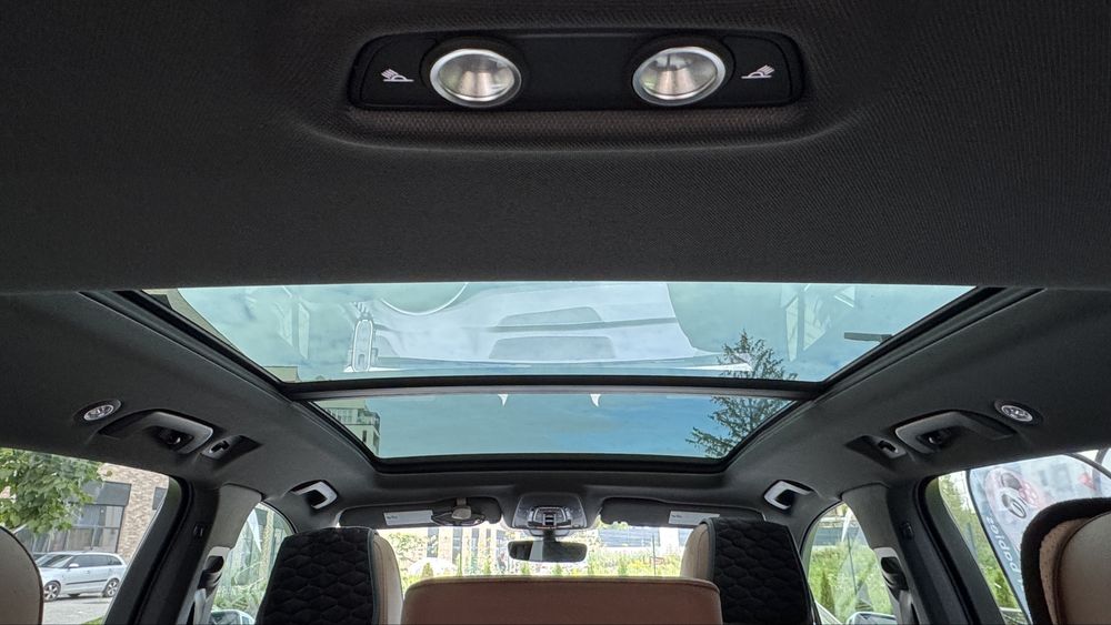 Авто Ауді Q7 2020 року
