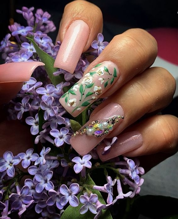 Манікюр-чистка, покриття, вирівнювання - 500 грн