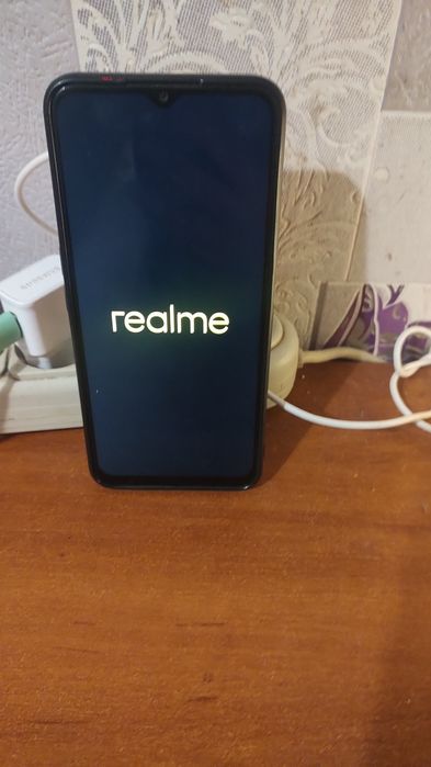 Realme C 35  вживаний