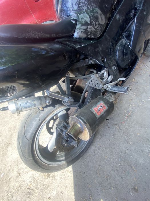 Kawasaki 900 кубов