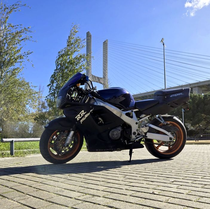 Honda cbr900rr Fire Blade