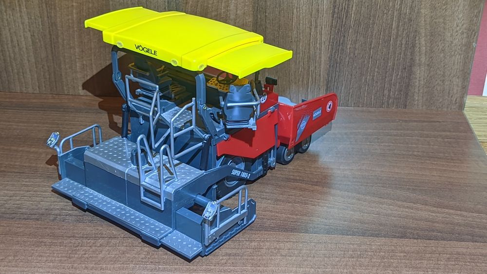 Асфальтоукладач Vogele Super 1803-2. Асфальтоукладчик.Іграшкова машина