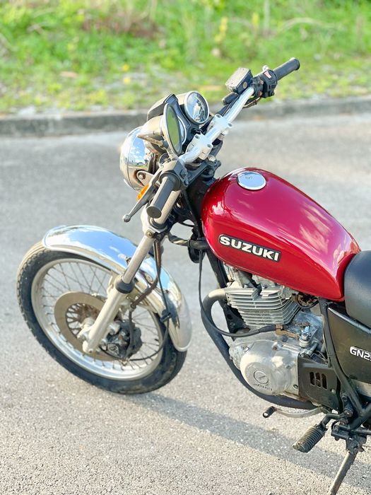 Suzuki GN 250 Bom estado