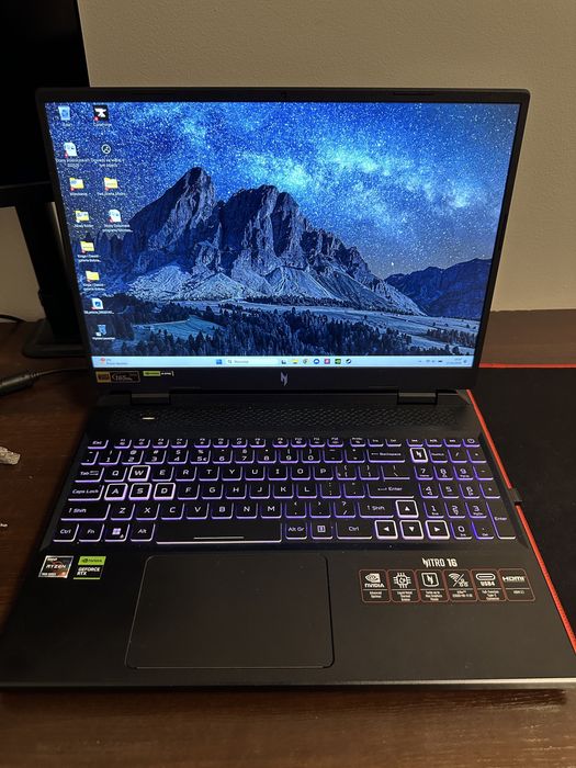 Acer Nitro 16 AN16-41-R372 16” 165hz R5 7535HS 16GB RAM 512GB