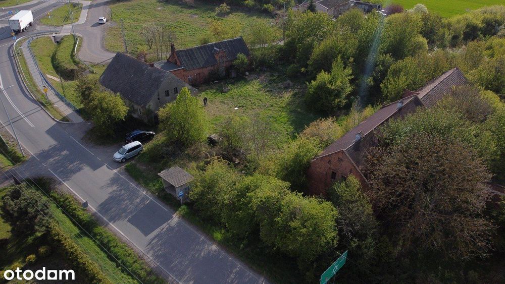 Nieruchomość z dużym budynkiem gospodarczym 324 m² i działką 2400 m²