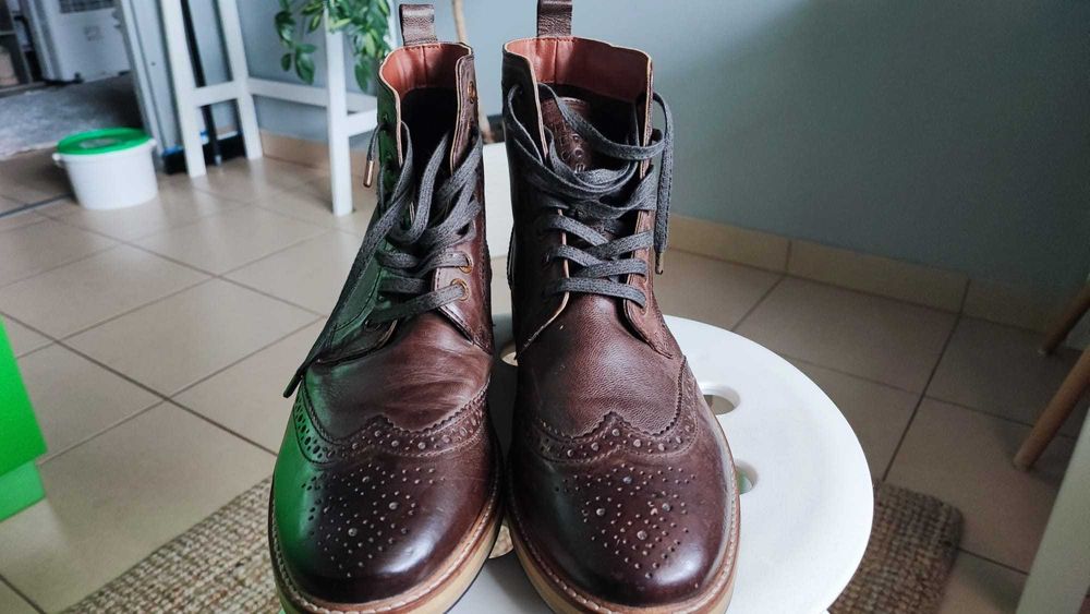 SUPERDRY sztyblety męskie 44 NOWE