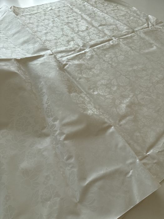 Obrus biały na komunię wesele 140x340cm plamoodporny solidny