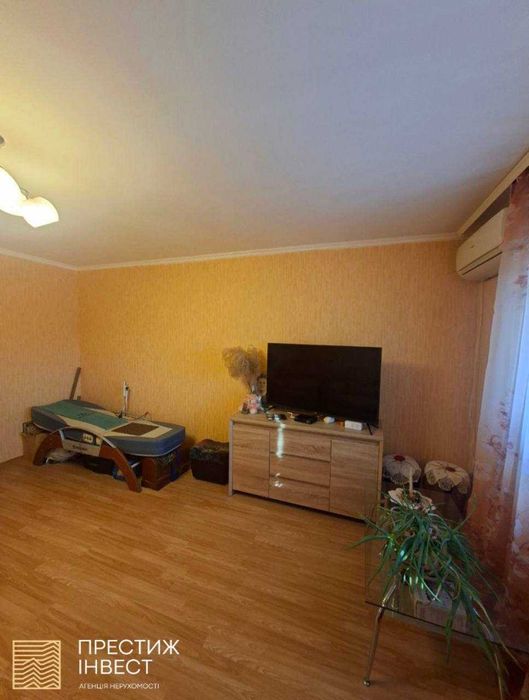 Продаж 2 кімнатної квартири по вулиці Йови