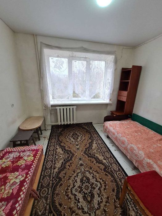 Продам 2 кімн. МАЛОСІМЕЙКУ на Молодіжному. 7500