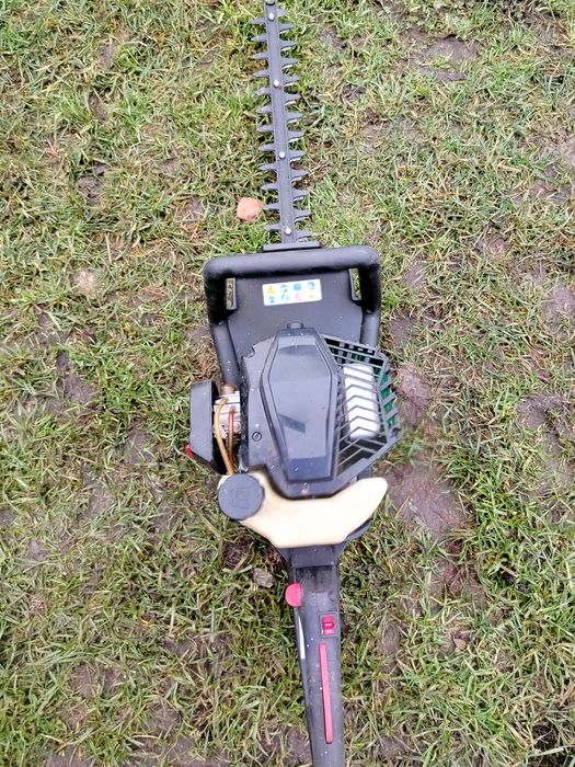 Nożyce spalinowe CMI do żywopłotu