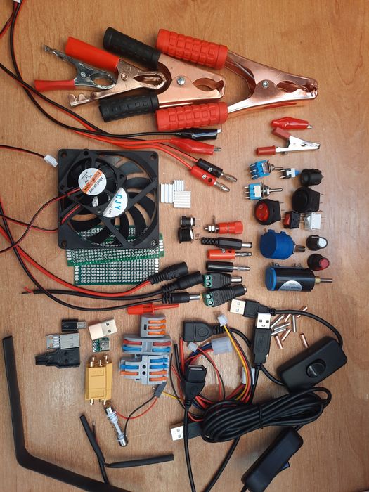 Холдер  bms 3s 4s 6s бмс плата зарядка аккумуляторы 18650, 4695E