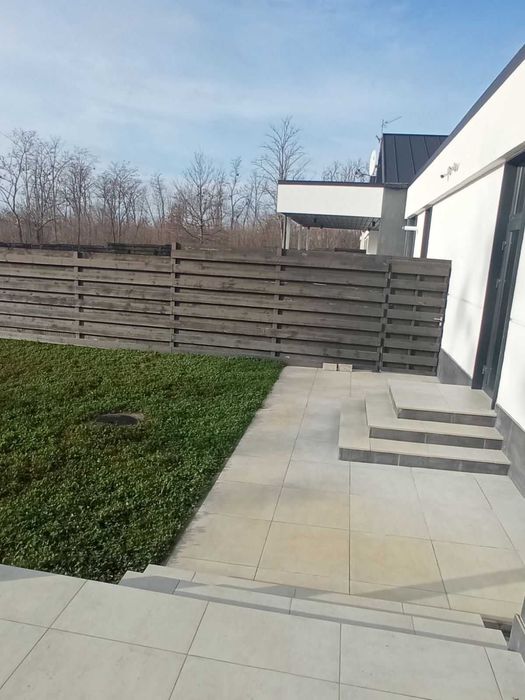 Продам дом в закрытом КП "InWhite family park"