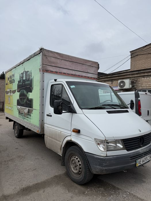 Мерседес Спрінтер меблева будка