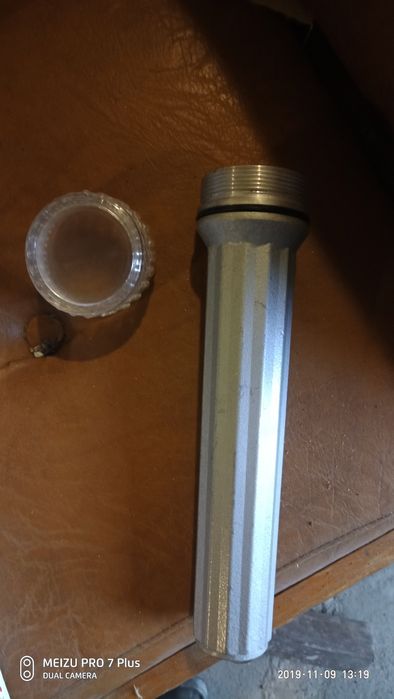 Фонарик подводный