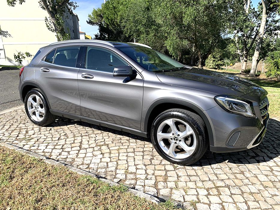 Mercedes GLA 180 D Urban Nacional 72 Mil Kms desde Novo