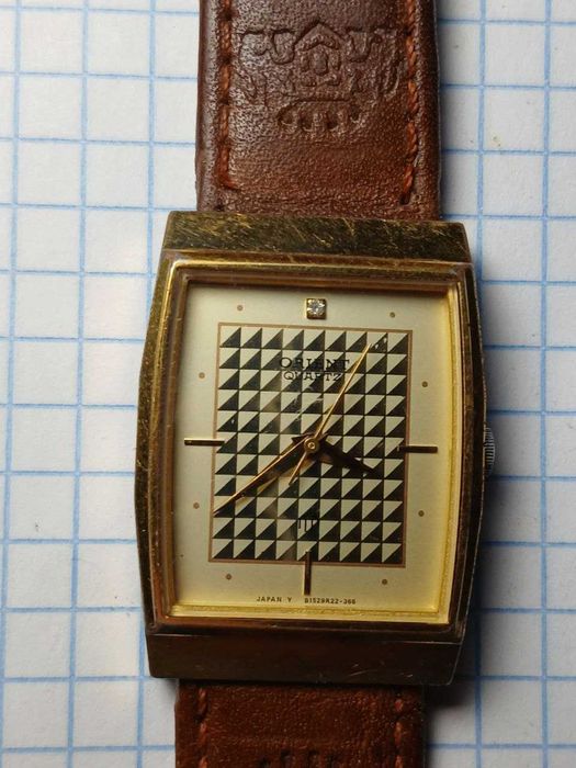 Вінтажний рідкісний японський чоловічий годинник Orient Quartz
