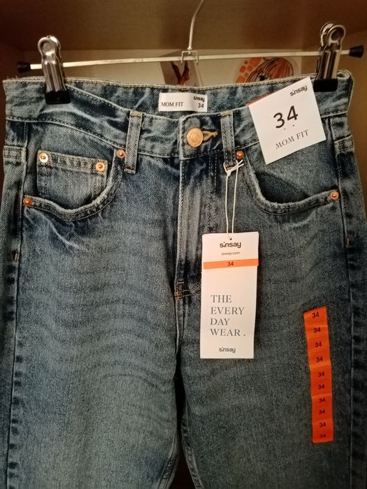 Джинси Sinsay Mom fit,нові 34 розмір