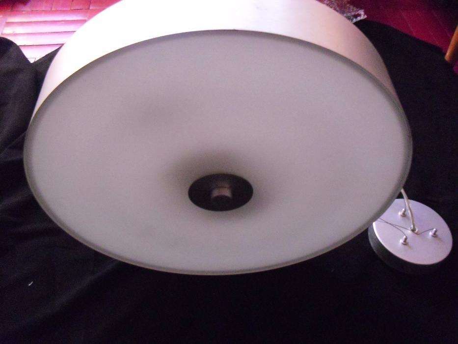 candeeiro de suspensão PHILIPS Fair. Com pouco uso