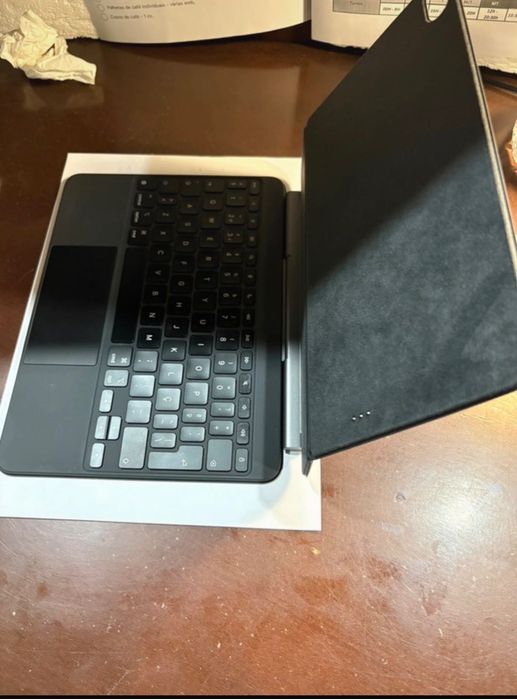 Magic Keyboard iPad Air