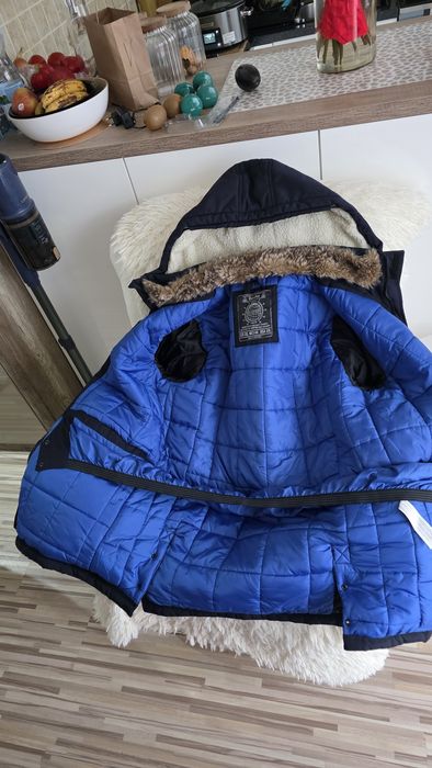 Kurtka bershka zimowa XXL kaptur ciepła