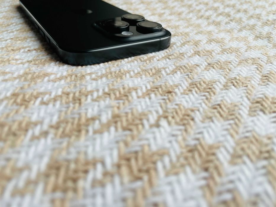 IPHONE 16 PRO 128Gb АКБ 100% Black Titanium NEVERLOCK mdm ( 51730)