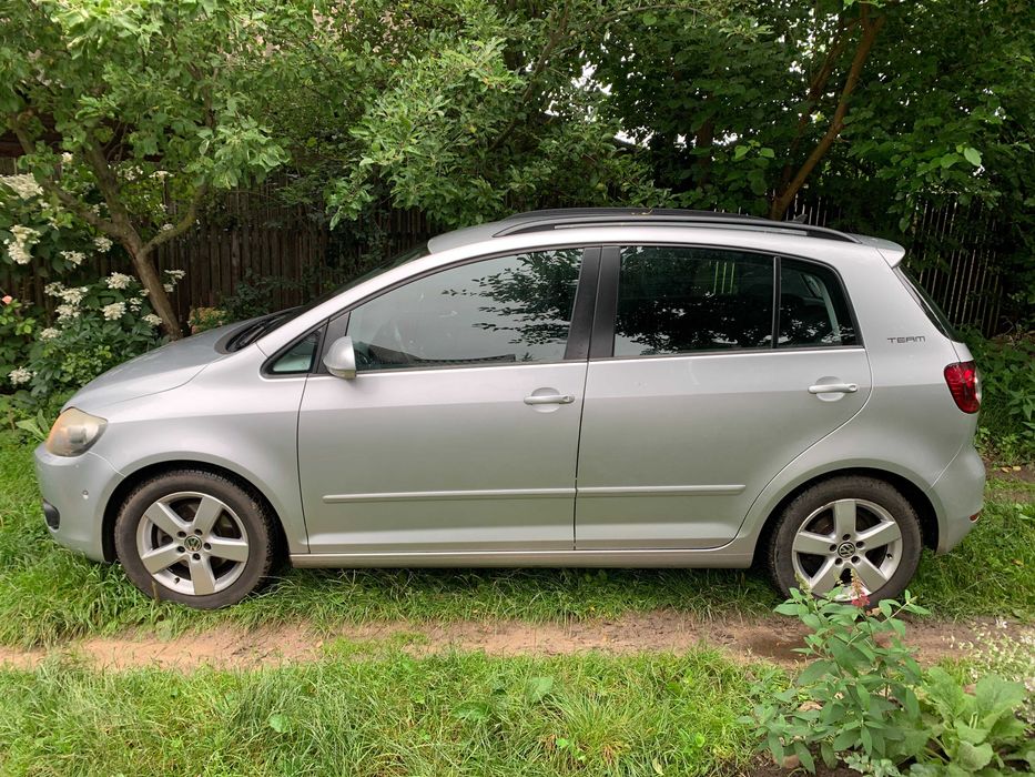 Volkswagen Golf Plus 1.6 TDI BlueMotion 2010r