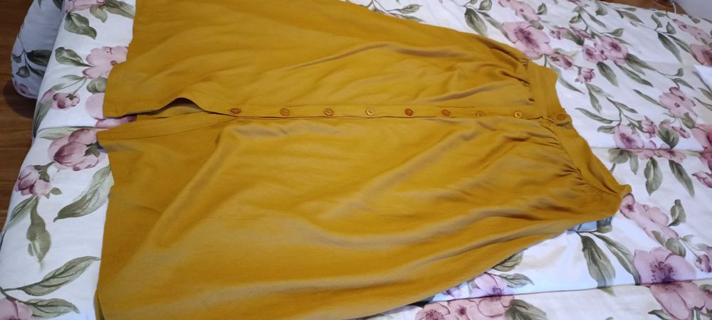 Saia comprida amarelo mostarda mulher