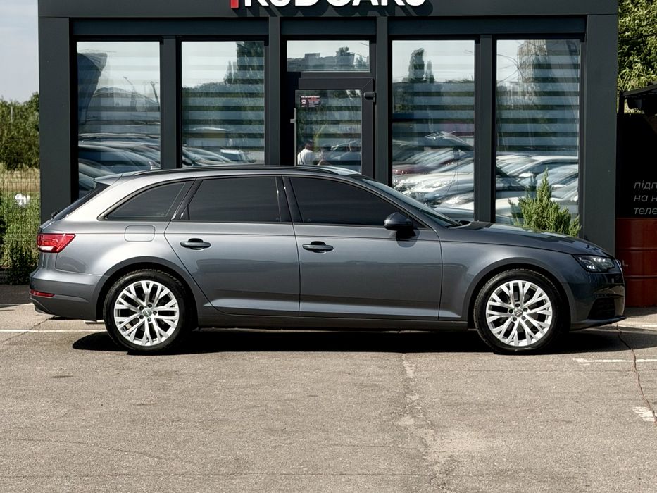 Audi A4 2018 VIN WAUZZZF48JA164133 фото оголошення 6 з 24