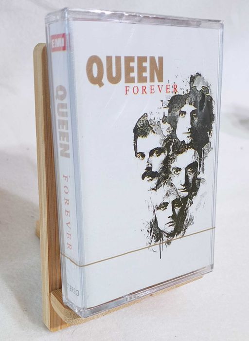 Kaseta  -Queen- / folia /