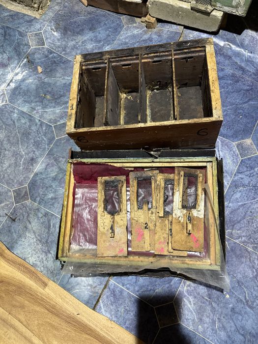 Нуклеуси для бджоломаток (чотирьохмісні)