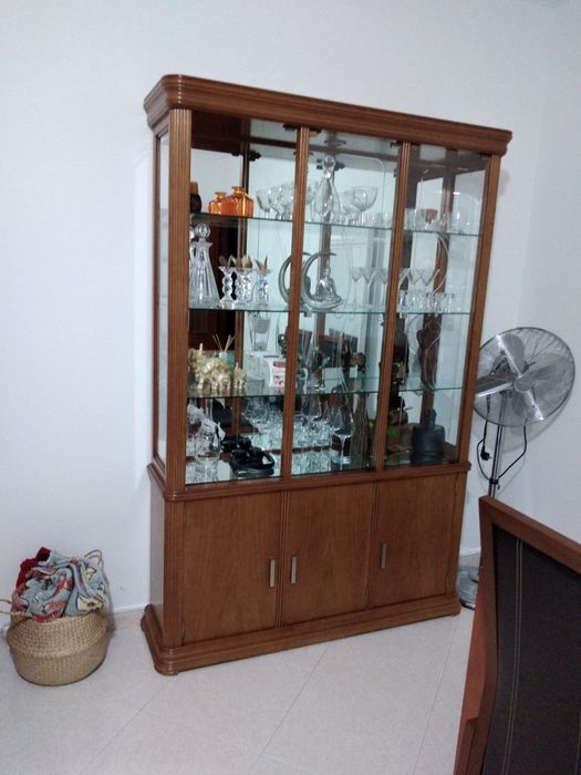 Móvel De sala Cristaleira