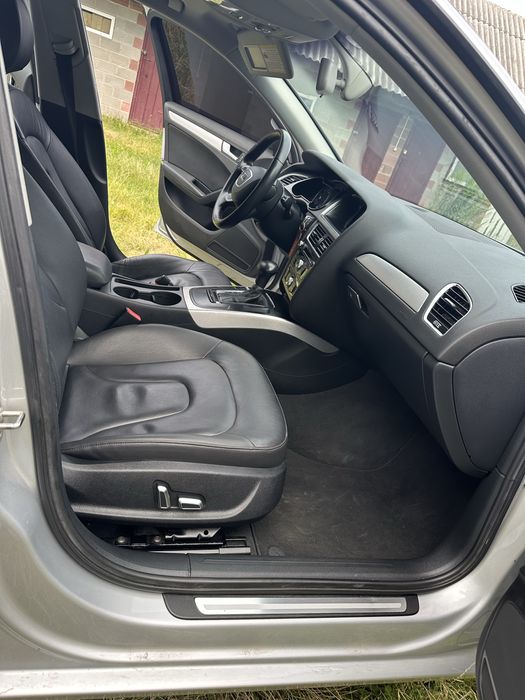 Ауді а4 б8 в гарному стані