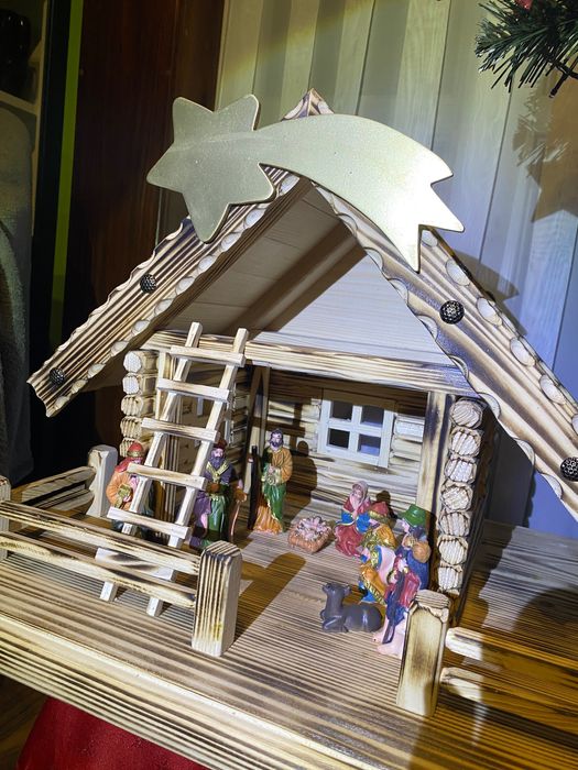 Szopki bożonarodzeniowe z figurkami